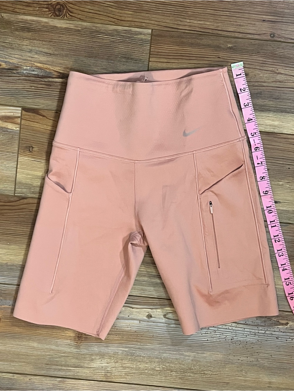 Nike Coral High-Rise Bike Shorts with Zippered Pocket tight fit